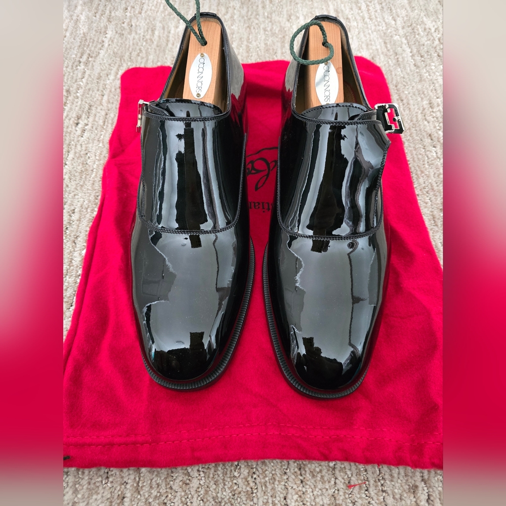 CHRISTIAN LOUBOUTIN John Flat Leather Shoes
